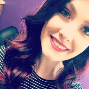 Meet your Posher, Madelyn